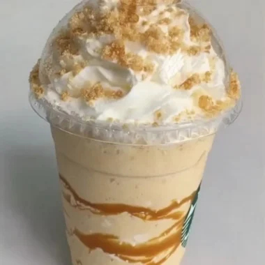 Starbucks Grande Caramel Ribbon Crunch Crème drink featured on TikTok by @foodies247