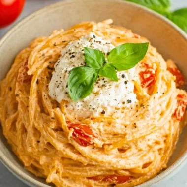 Delicious roasted tomato and garlic ricotta pasta dish